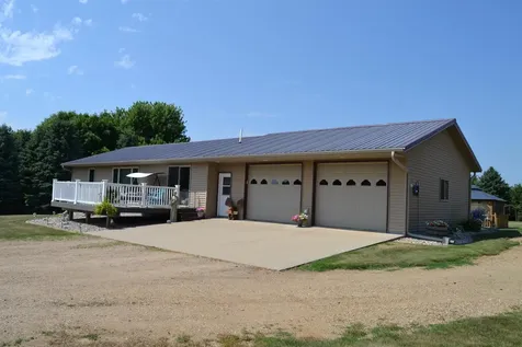 1544 Dickson Drive Hendricks MN 56136