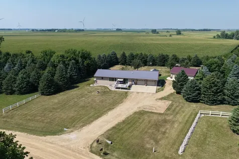 1544 Dickson Drive Hendricks MN 56136