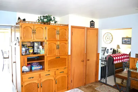 1544 Dickson Drive Hendricks MN 56136