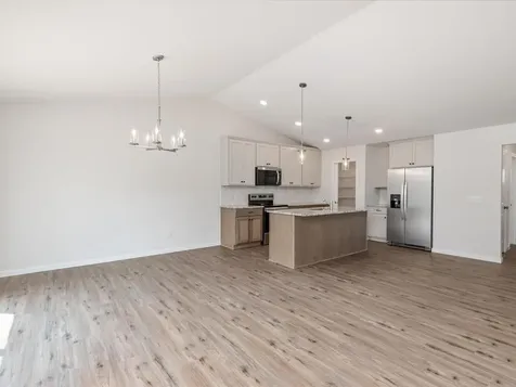4944 River Oaks Road Rockford MN 55373