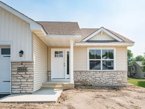 4944 River Oaks Road Rockford MN 55373