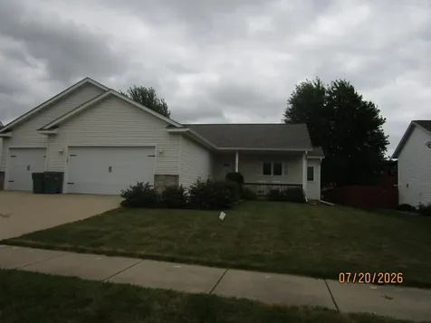 741 9th Street SW Pine Island MN 55963