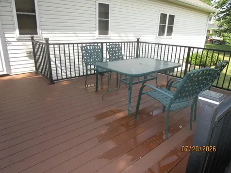 741 9th Street SW Pine Island MN 55963