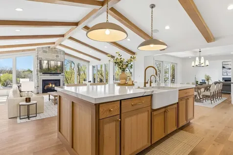 1155 Heritage Lane Wayzata MN 55391