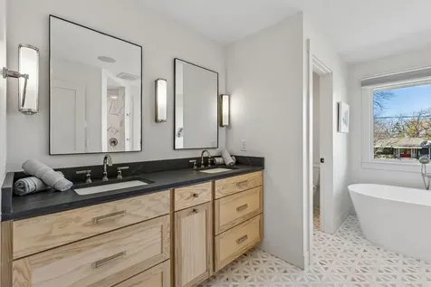 1155 Heritage Lane Wayzata MN 55391