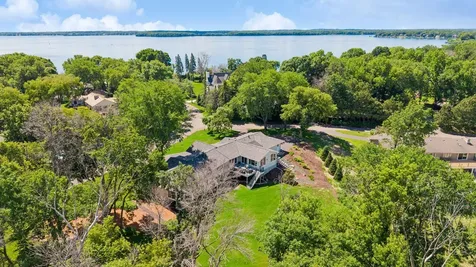 1155 Heritage Lane Wayzata MN 55391