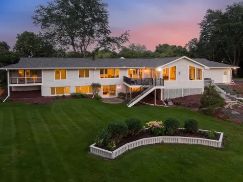 1155 Heritage Lane Wayzata MN 55391