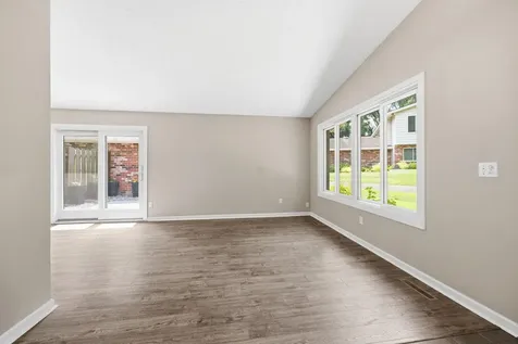9712 Cimarron Circle Minnetonka MN 55305