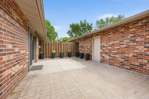 9712 Cimarron Circle Minnetonka MN 55305