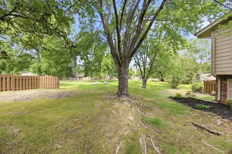 9712 Cimarron Circle Minnetonka MN 55305