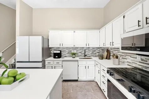 9712 Cimarron Circle Minnetonka MN 55305