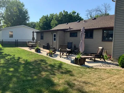 819 5th Street Nicollet MN 56074