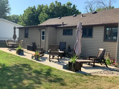 819 5th Street Nicollet MN 56074