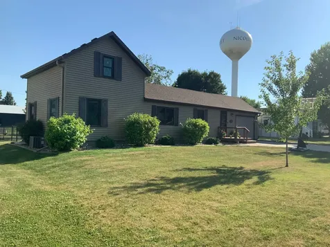 819 5th Street Nicollet MN 56074