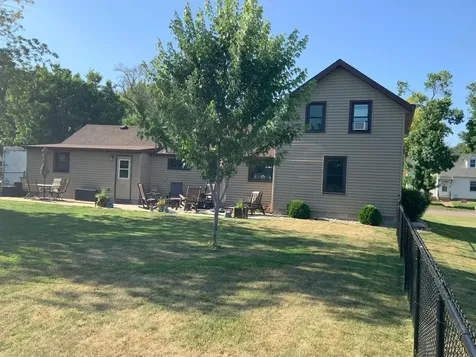 819 5th Street Nicollet MN 56074