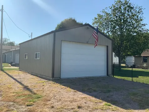 819 5th Street Nicollet MN 56074