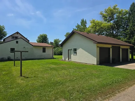 604 E Willow Avenue Olivia MN 56277