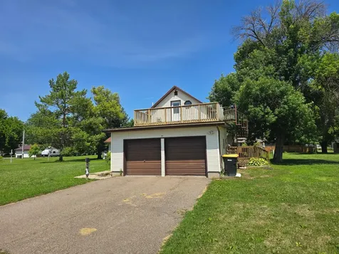604 E Willow Avenue Olivia MN 56277