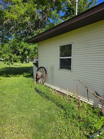 604 E Willow Avenue Olivia MN 56277