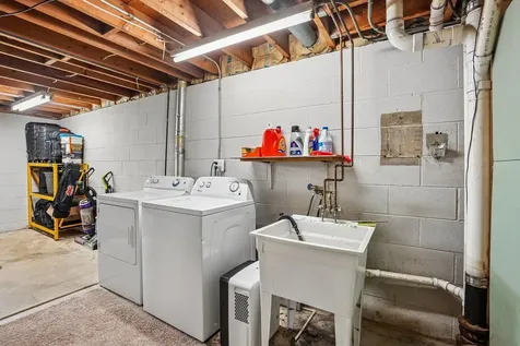 681 Terrace Drive Roseville MN 55113