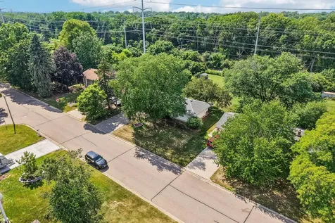 681 Terrace Drive Roseville MN 55113