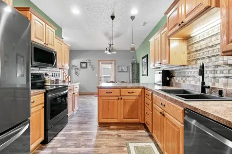 508 19th Avenue W West Fargo ND 58078