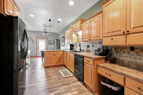 508 19th Avenue W West Fargo ND 58078