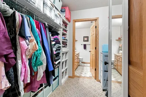 508 19th Avenue W West Fargo ND 58078