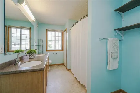 18037 96th Avenue N Maple Grove MN 55311