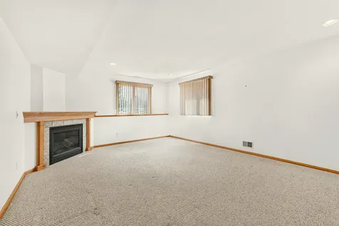 2970 Kenosha Drive NW Rochester MN 55901