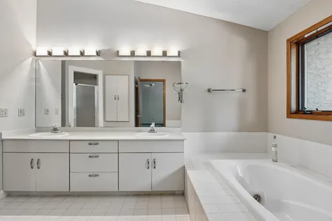11620 Vista Drive Hopkins MN 55343