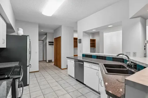 11620 Vista Drive Hopkins MN 55343