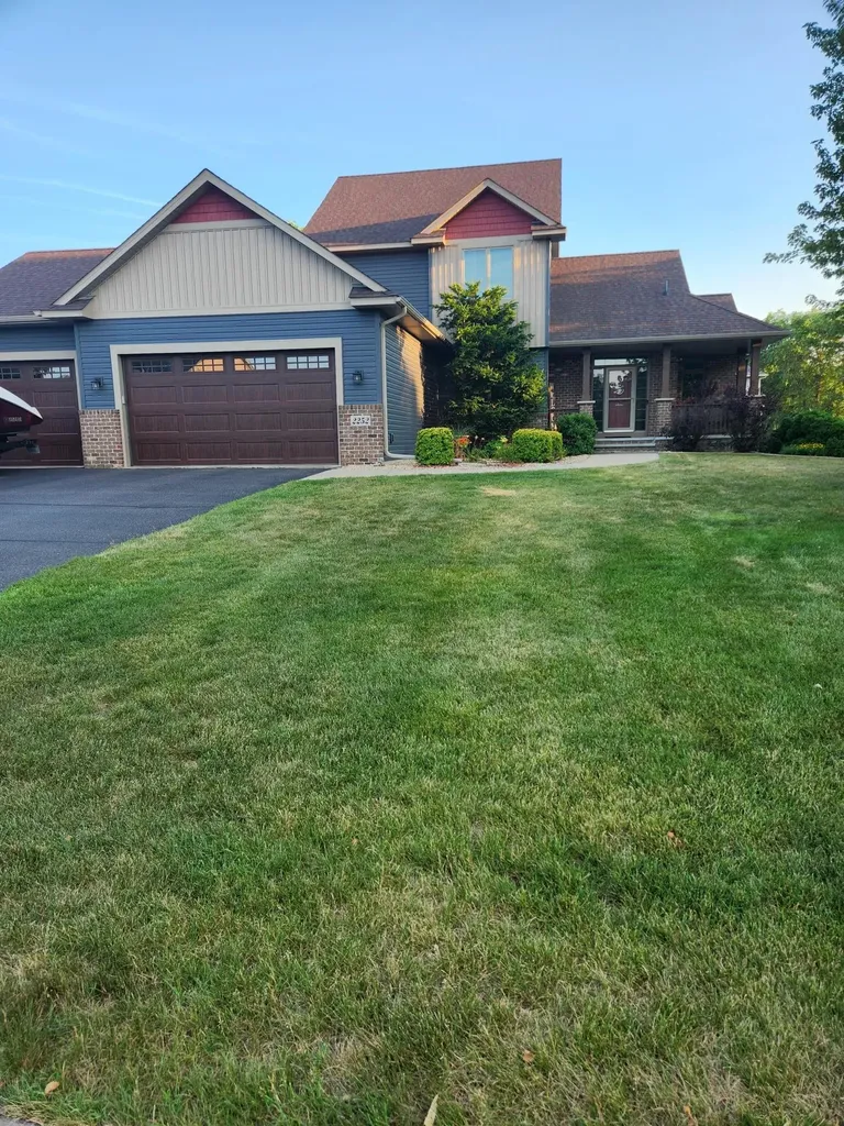 2252 132nd Court NE Blaine MN 55449