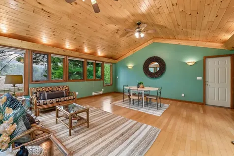 3613 Robin Lane Minnetonka MN 55305