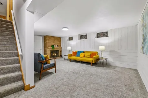 3613 Robin Lane Minnetonka MN 55305