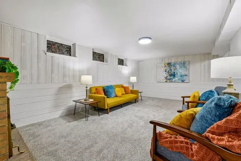 3613 Robin Lane Minnetonka MN 55305