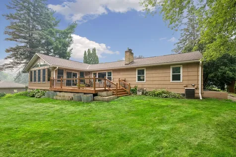 3613 Robin Lane Minnetonka MN 55305