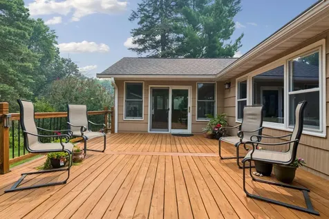 3613 Robin Lane Minnetonka MN 55305