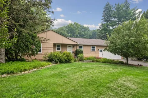 3613 Robin Lane Minnetonka MN 55305