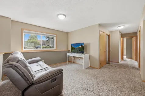 321 Jasmine Lane Saint Joseph MN 56374