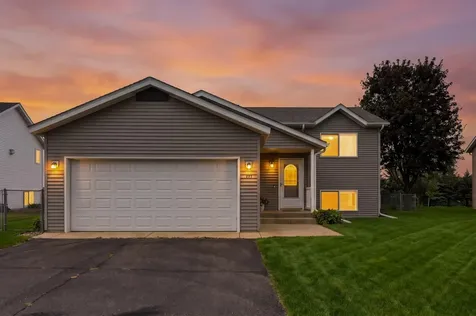 321 Jasmine Lane Saint Joseph MN 56374