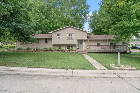 1304 Swanhill Drive Albert Lea MN 56007