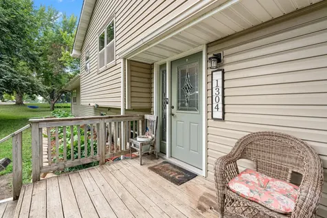 1304 Swanhill Drive Albert Lea MN 56007