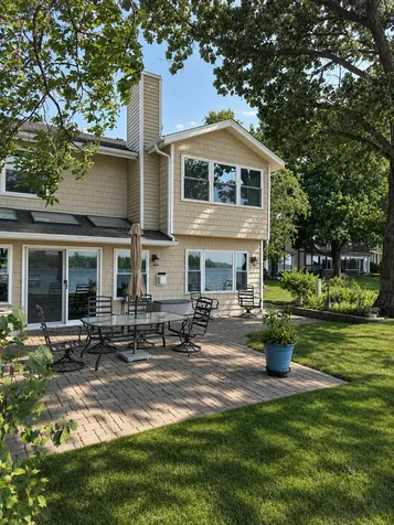 6 1st Street Excelsior MN 55331