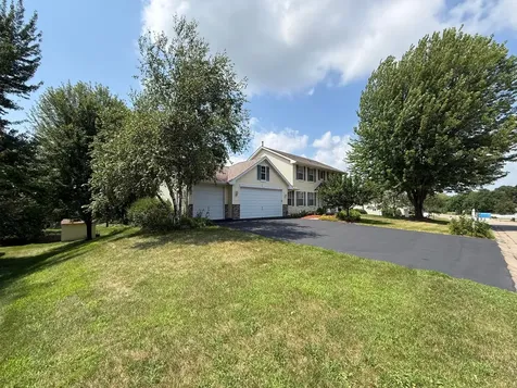 931 Sterling Street S Maplewood MN 55119