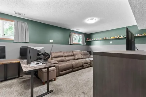 726 Montrose Boulevard Buffalo MN 55313