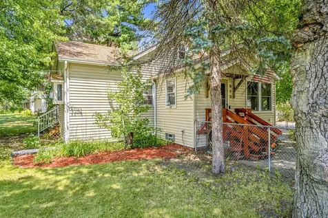 615 12th Avenue NW New Brighton MN 55112