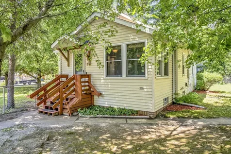 615 12th Avenue NW New Brighton MN 55112