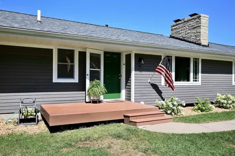 1260 Wincrest Drive Winona MN 55987