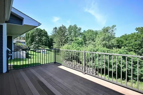 1260 Wincrest Drive Winona MN 55987